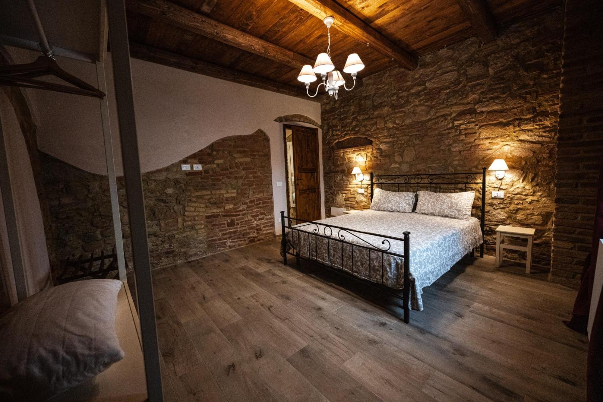 Agriturismo Fonte Belvedere Коллесальветти Экстерьер фото